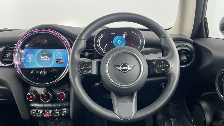 MINI Hatchback 1.5 Cooper Classic 3dr Auto Petrol Hatchback